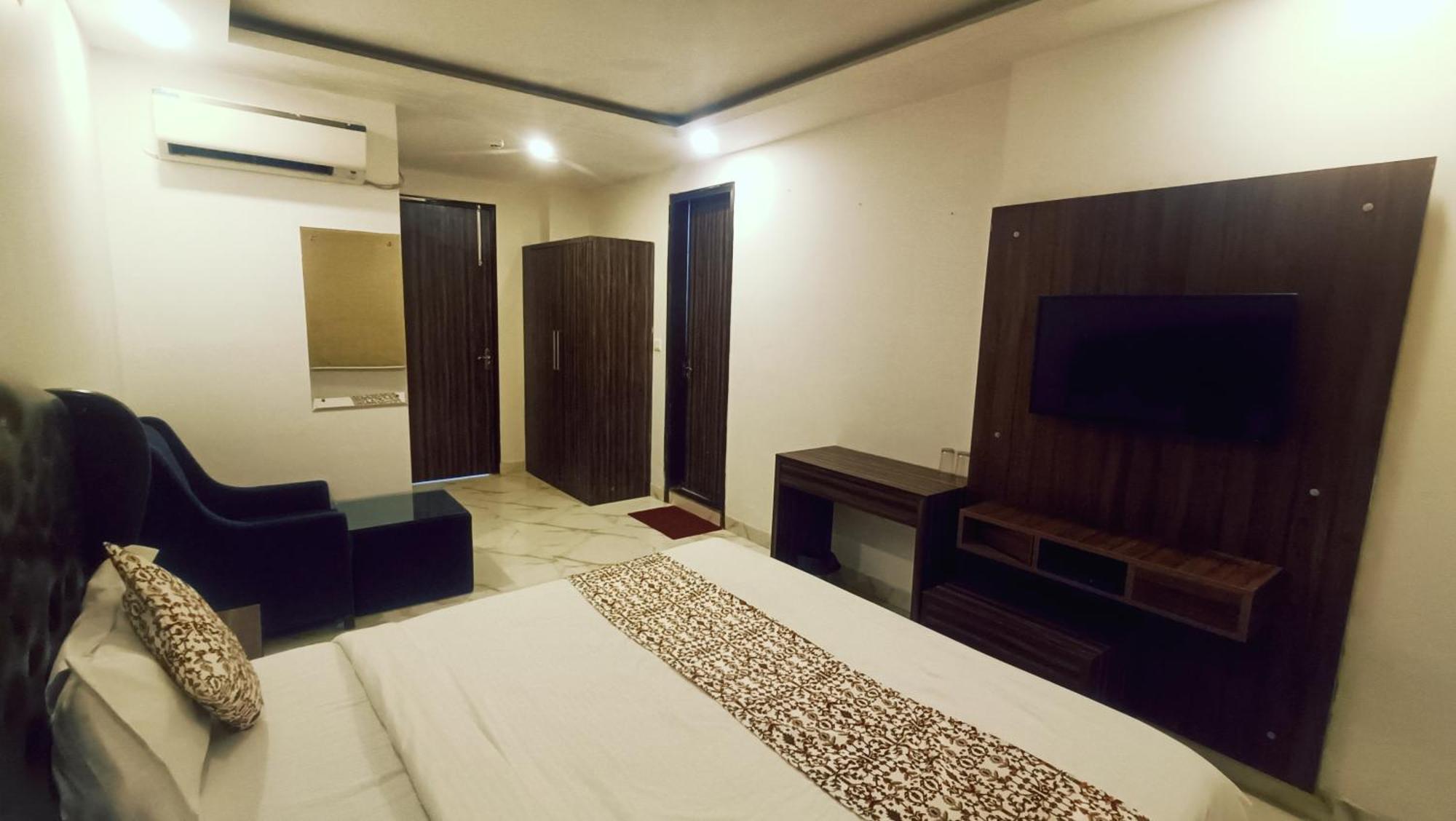Hotel Mayda Prime Near Delhi Airport Nova Deli Exterior foto